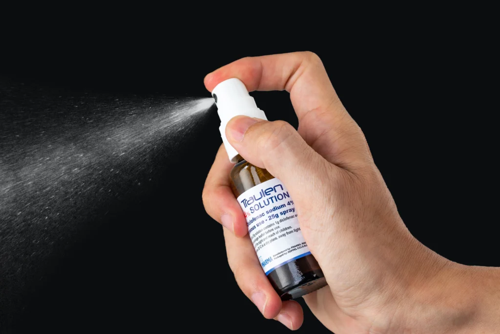 Traulen Diclofenac 4% dạng nano micell thẩm thấu sâu, tác động trực tiếp vào ổ viêm, ức chế các chất trung gian gây viêm đau